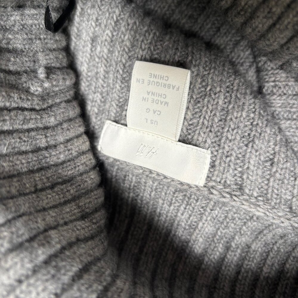 H&M Grey Ribbed Oversized Sweater - Picture 3 of 4